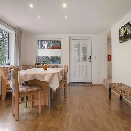 Baumfuchs Ferienbungalow