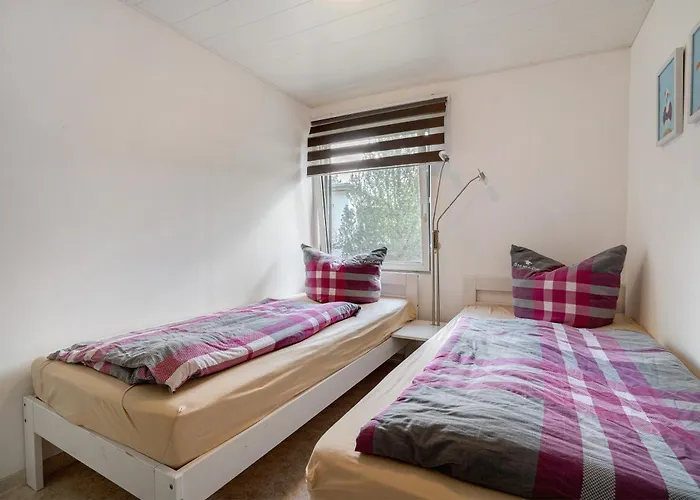 Baumfuchs Ferienbungalow Wesenberg
